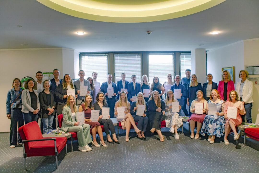 Absolventinnen der Auszubildung zur Verwaltungsfachangestellten