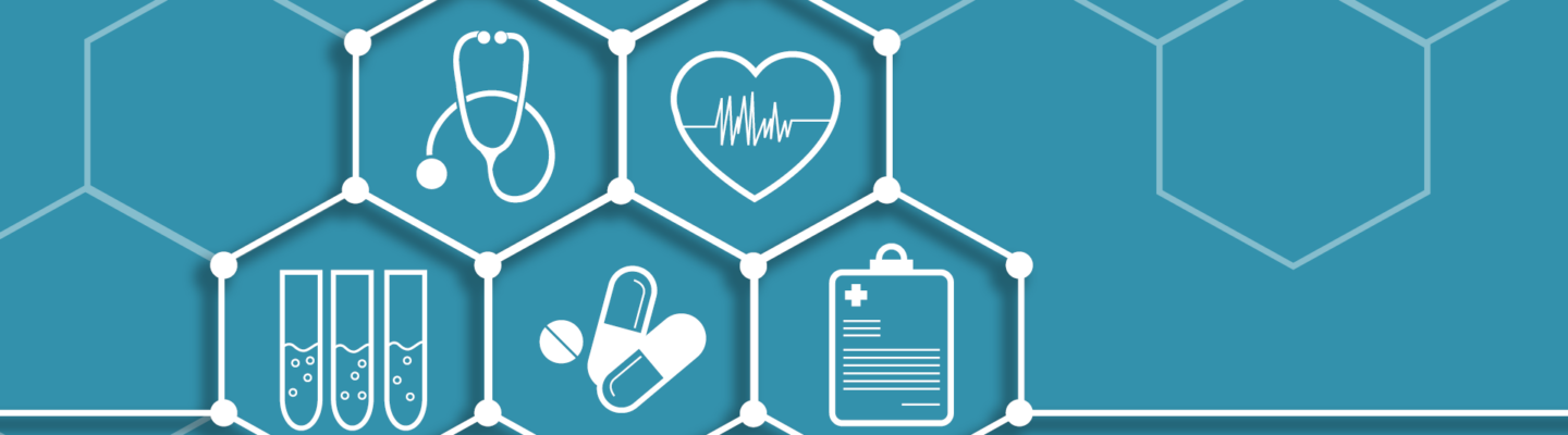 Grafische Darstellung von Gesundheit und Medizin mit Symbolen wie Stethoskop, Herz mit EKG-Linie, Tabletten, Reagenzgläsern und Klemmbrett, angeordnet in einem sechseckigen Netzwerk auf blauem Hintergrund.